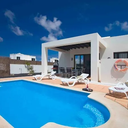 Ereza Buganvillas Playa Blanca (Lanzarote)