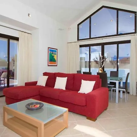 Hotel Ereza Buganvillas