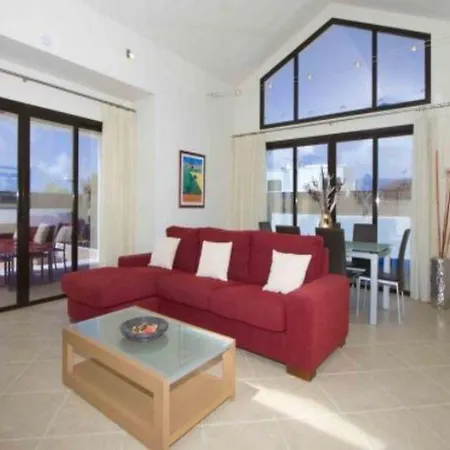 Ereza Buganvillas